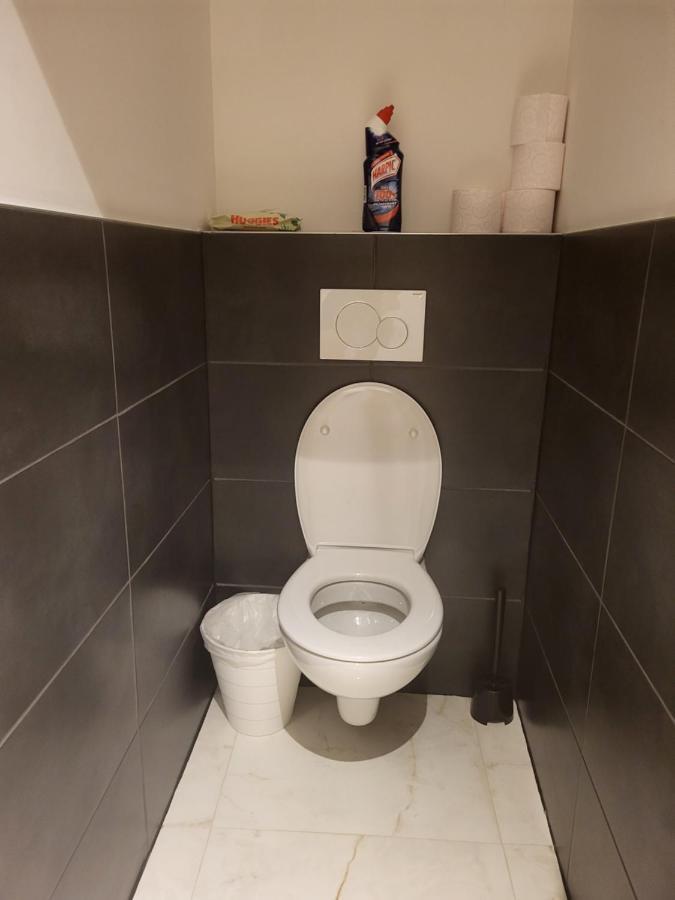 Duplex Neuf 2 Chambres Huy Zewnętrze zdjęcie